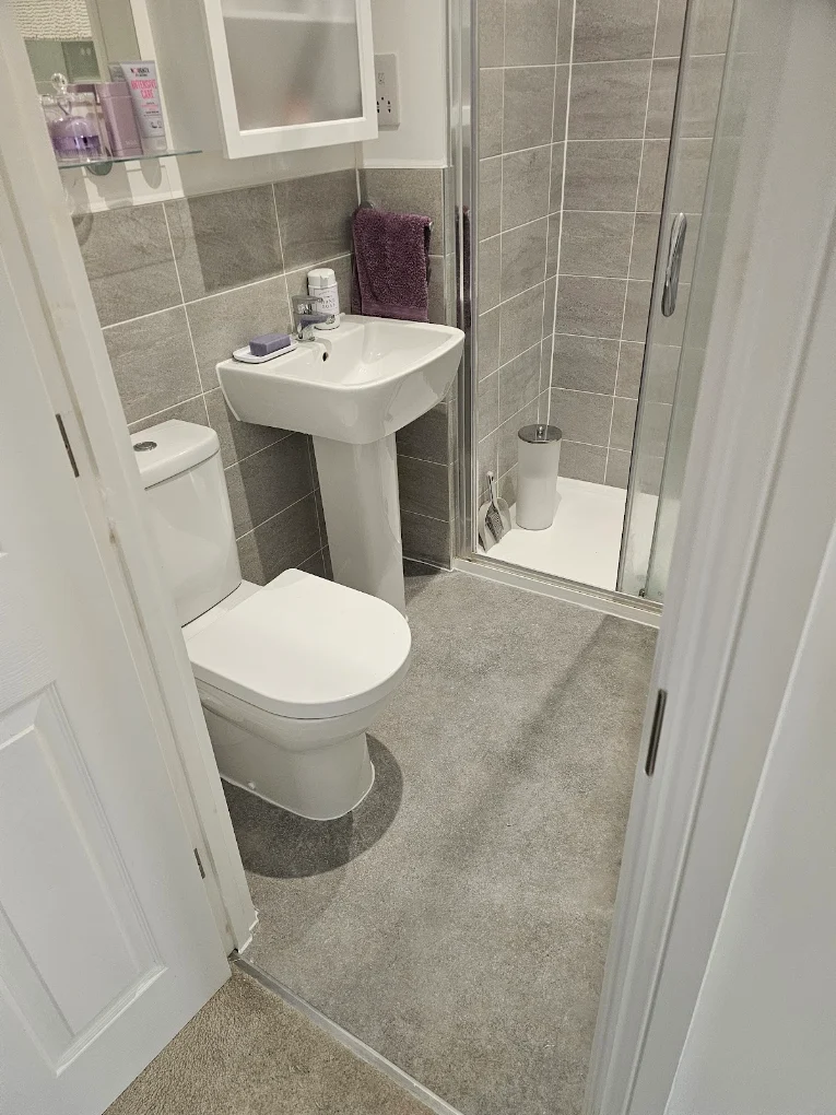 En-suite shower room fitted by Plumbing MK