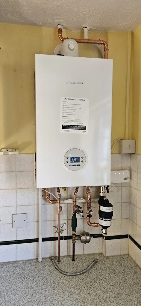 New Worcester Bosch boiler fitted by Plumbing MK